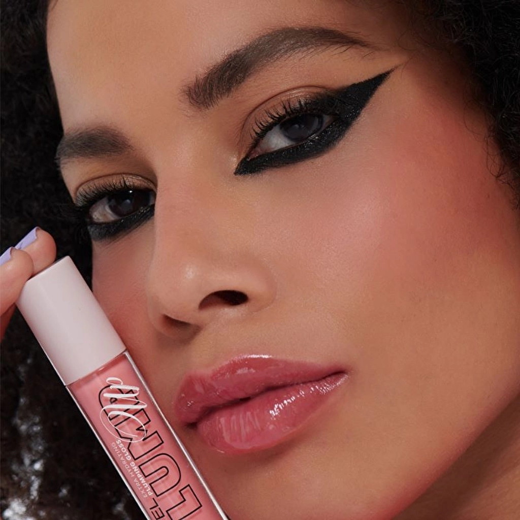 Pastel Plump Up Lip Gloss Extra Hydrating Plumping Gloss No:203 1 pcs
