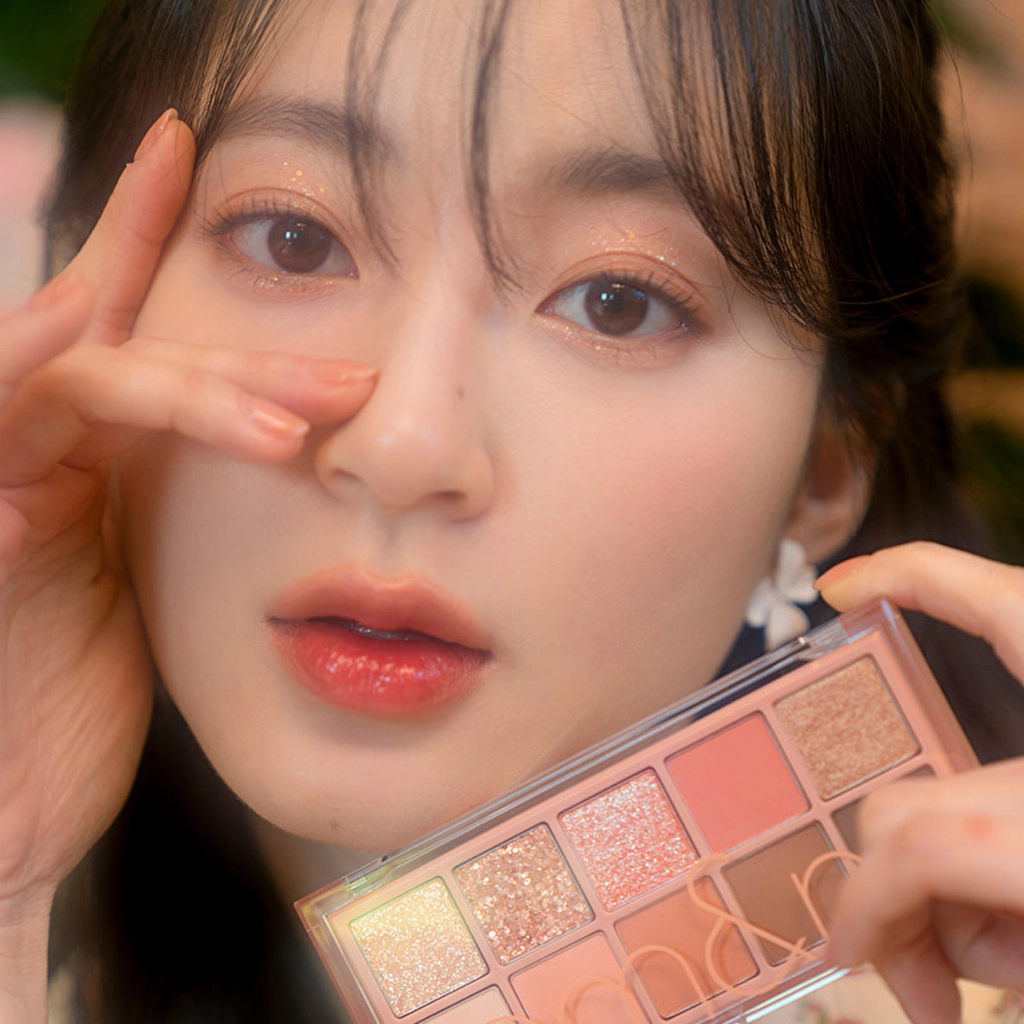 Rom&amp;nd Better Than Palette Eyeshadow Palette 00 light &amp; Glitter Garden
