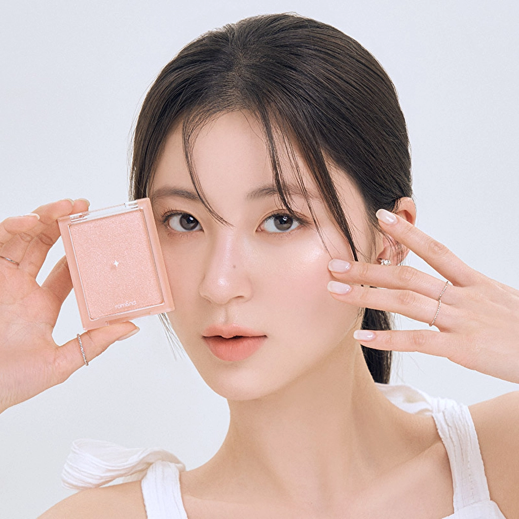 Rom&amp;nd See-through Veillighter Illuminator 02 moon Kissed Veil