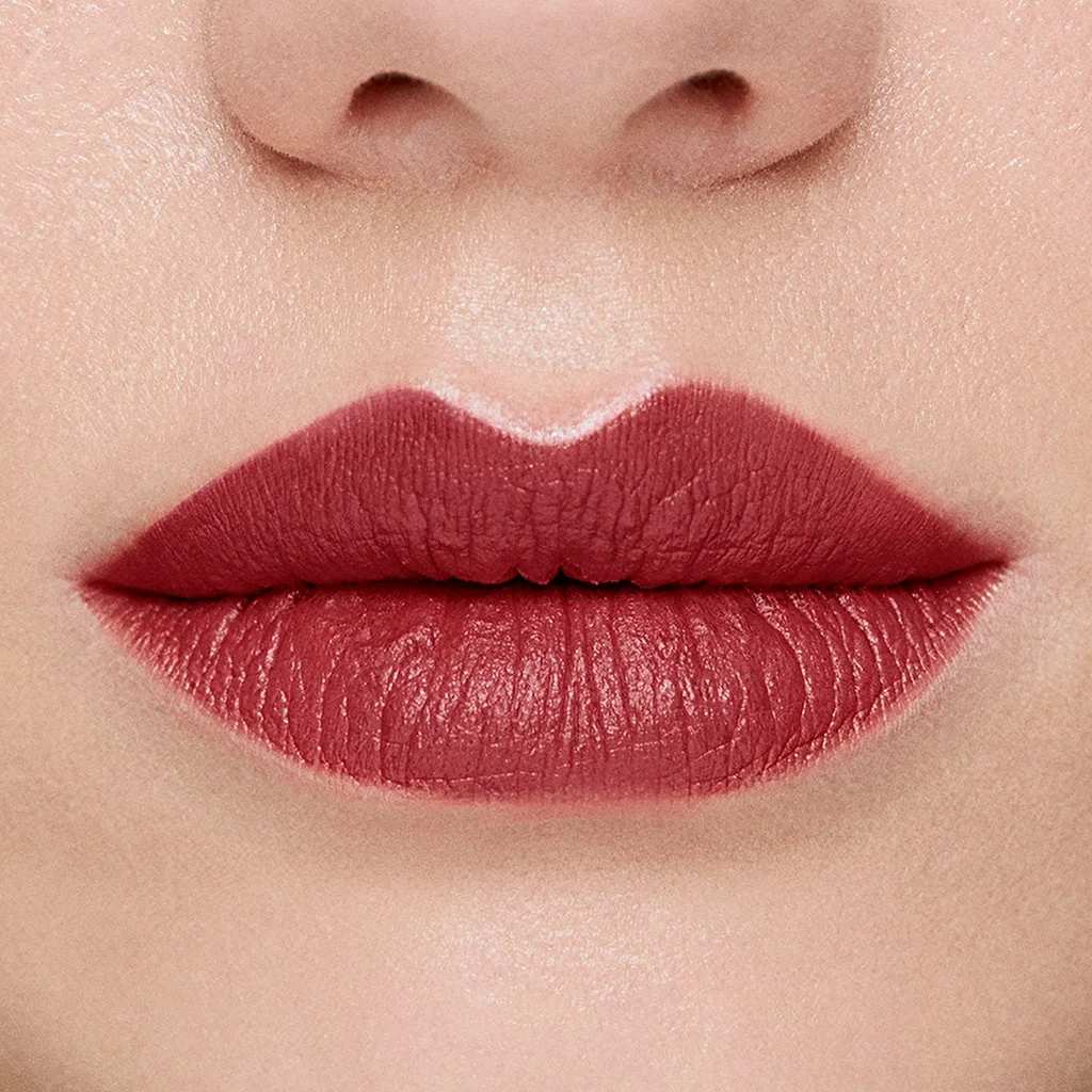 Beaulis Kiss It Matte Lipstick 311 red Velvet Cake