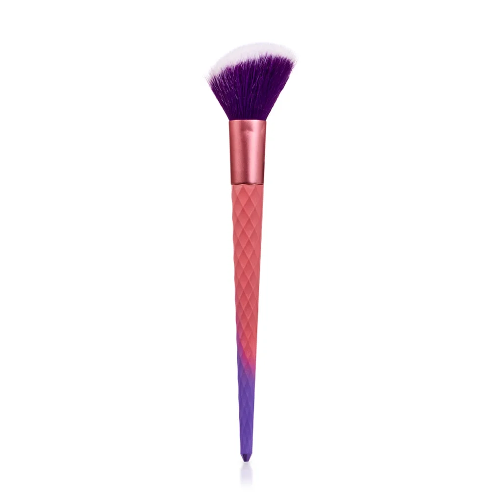 Eklips Glimmer Angled Blush Brush