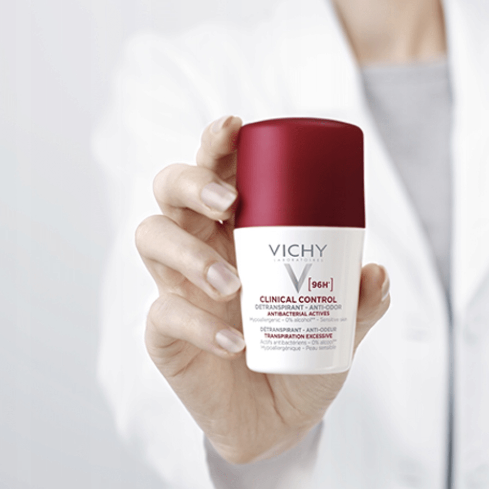 Vichy فيشي كلينيكال كنترول مزيل العرق رول أون ٥٠ مل