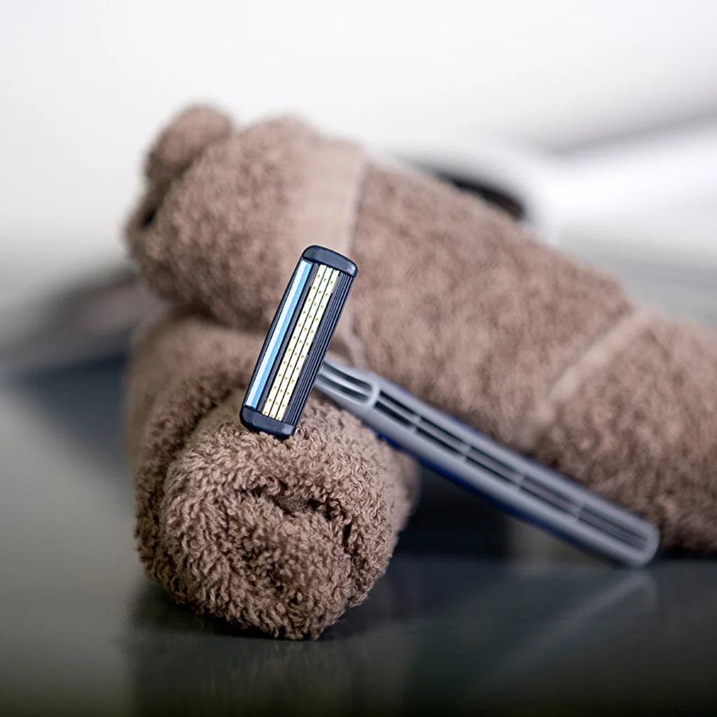Бритвенный станок Bic Flex3 классический 3 лезвия набор из 3 штук