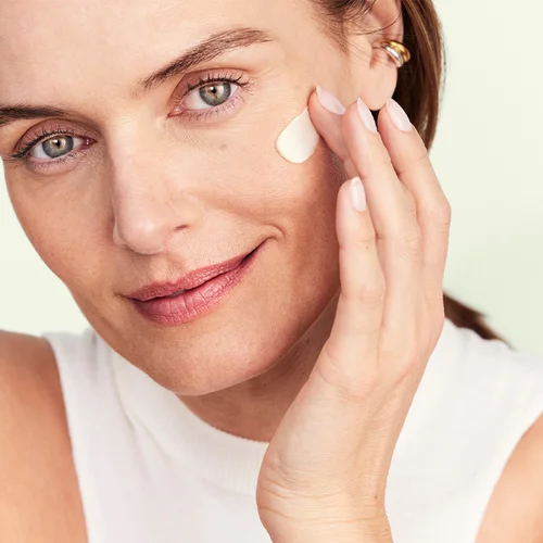 Защитите и омолодите кожу с Nuxe Nuxuriance Ultra SPF30