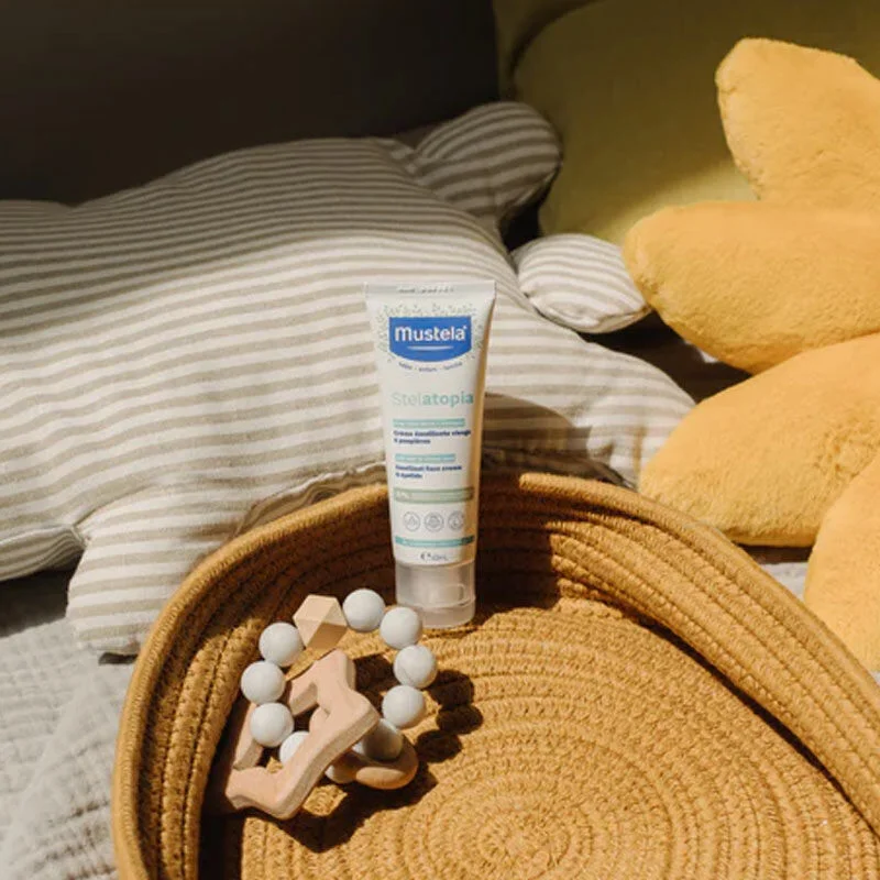 Mustela Stelatopia Emollient Face Cream And Eyelids 40 ml