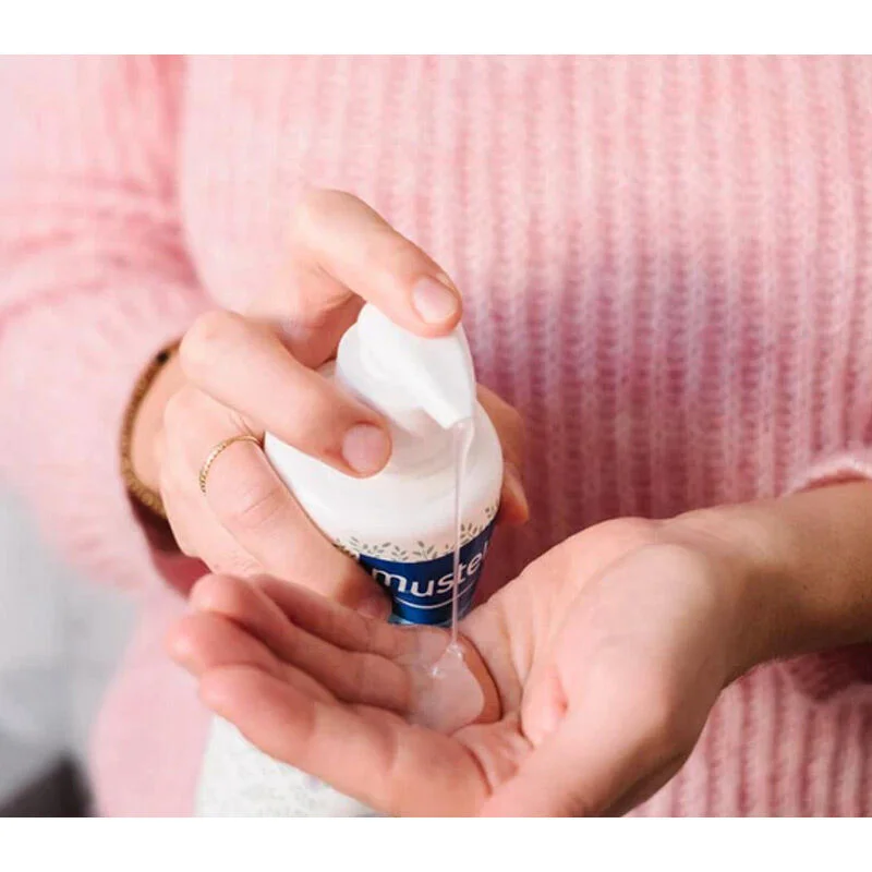 Обеспечьте нежный уход: Mustela Gentle Cleansing Gel для нов