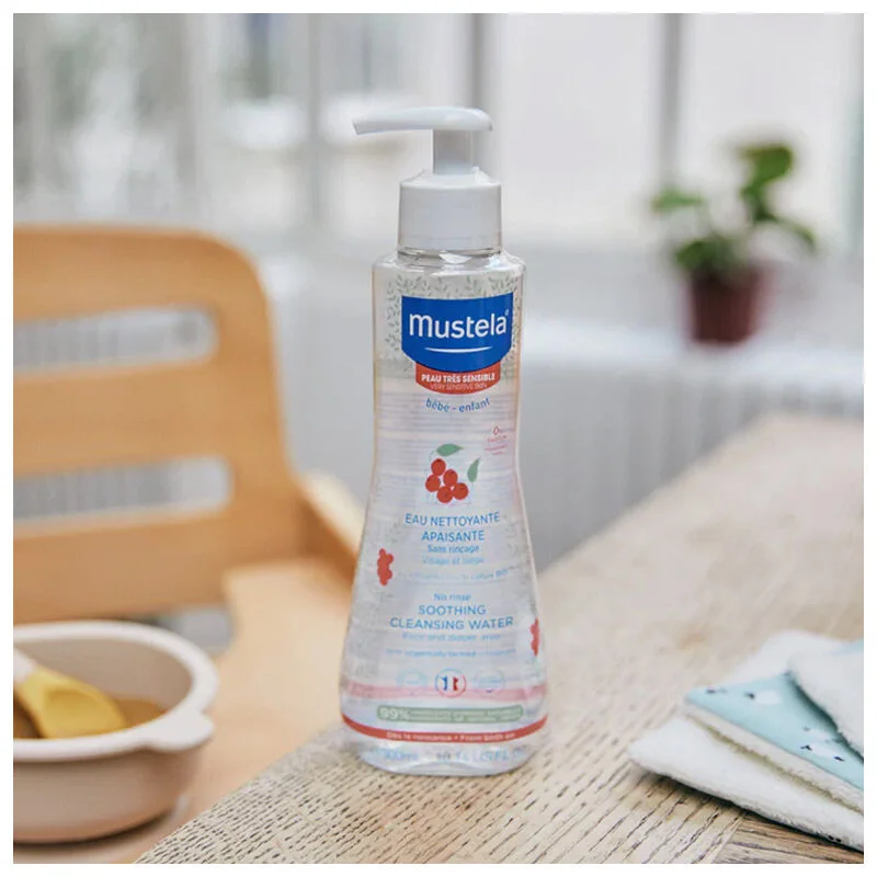 Mustela Soothing Cleansing Water 300 ml