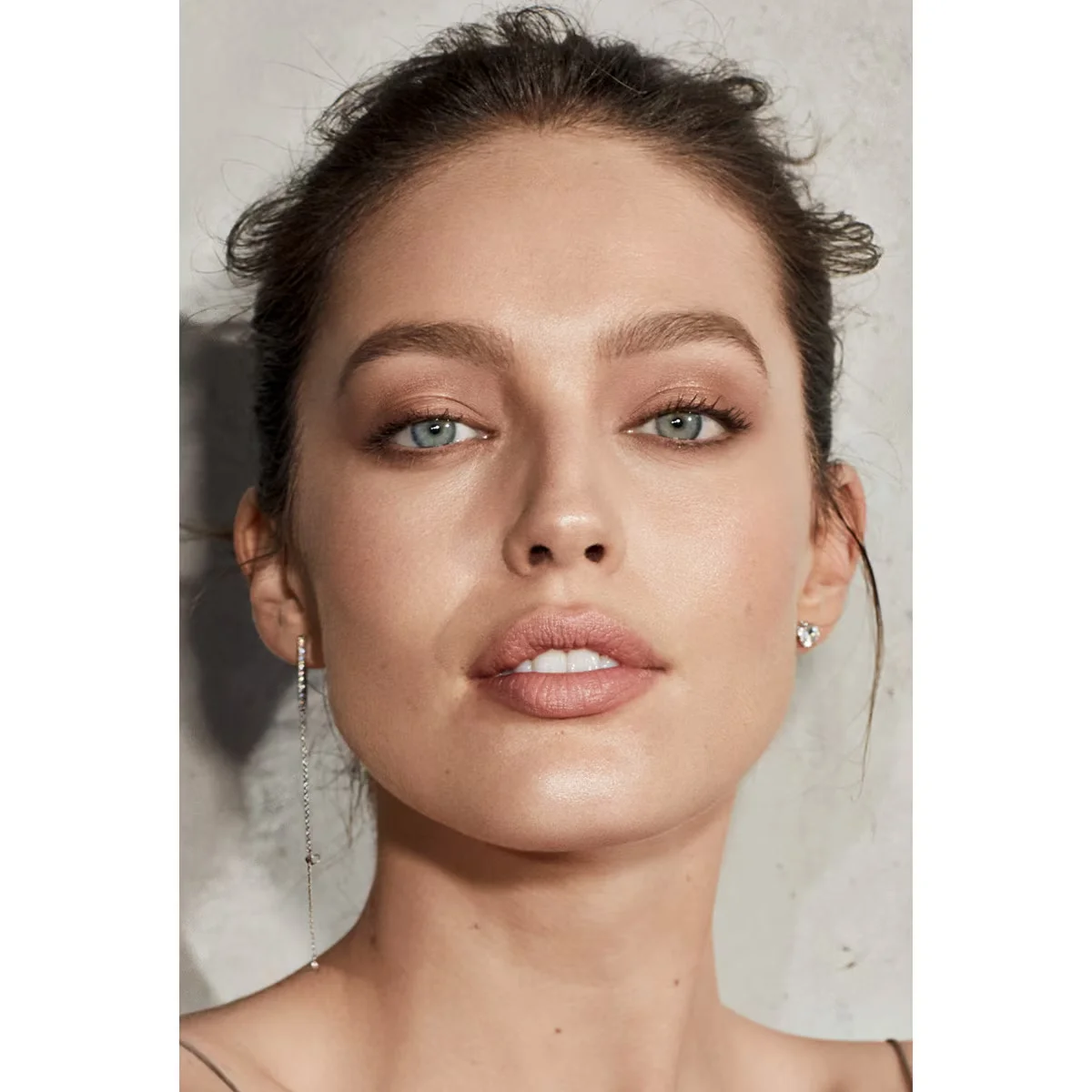 Тональный крем Maybelline New York Affinitone 03 светлый песочный бежевый