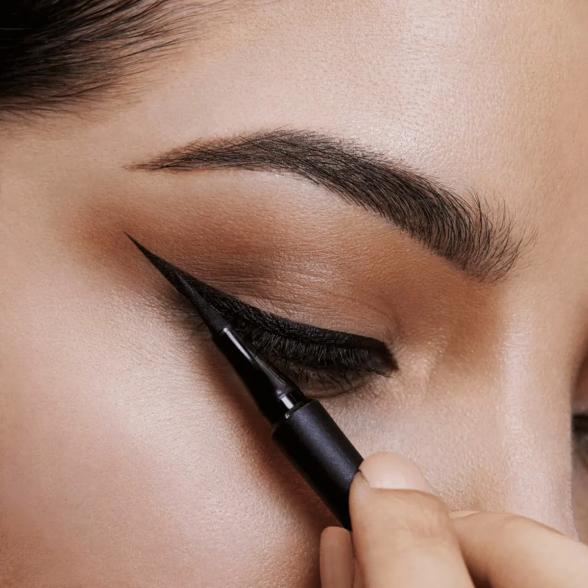Maybelline New York Hyper Precise All Day Eyeliner 700 black