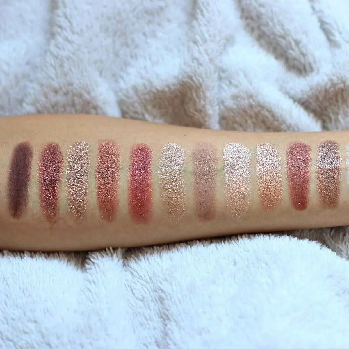 Maybelline The Burgundy Bar 9.6GR