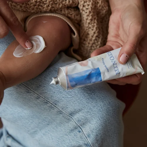 Minois Paris Feuchtigkeitsspendende Gesichts- und Körpercreme 100ml
