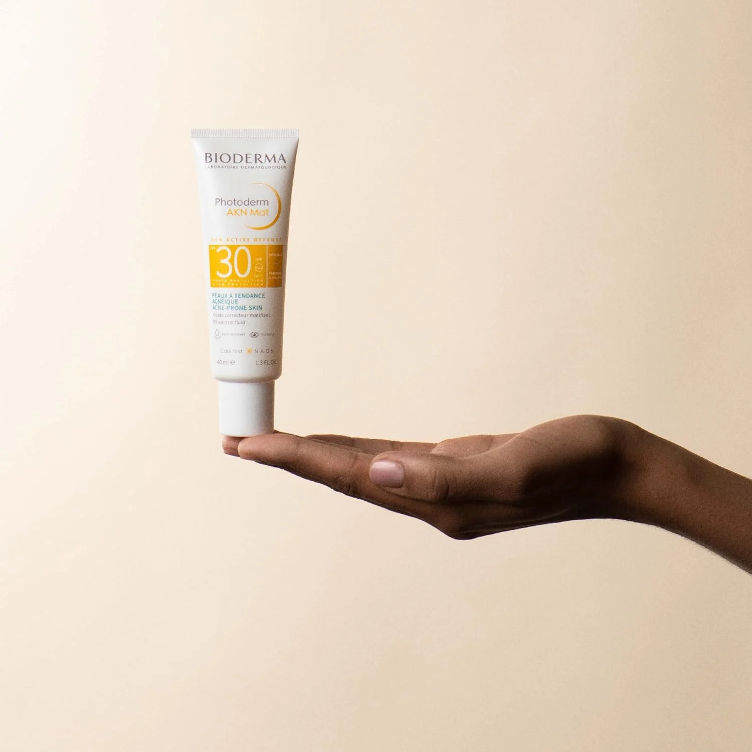 Матирование и защита: Bioderma Photoderm AKN MAT SPF 30