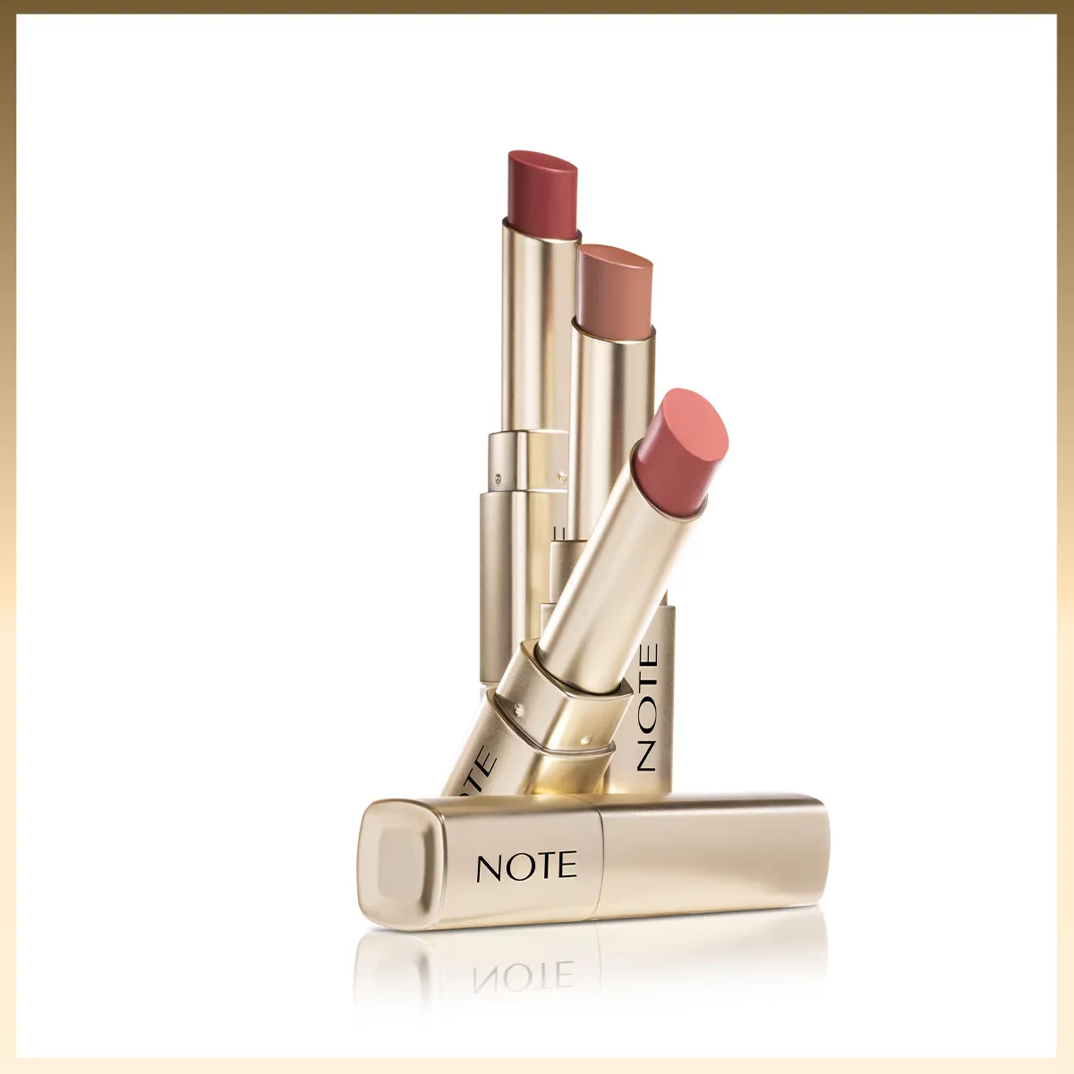 Note Iconic Matte Lipstick 110