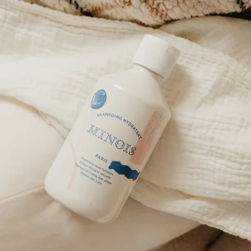 Minois Paris 300ml Feuchtigkeitsspendendes Shampoo für weiches, hydratisiertes Haar