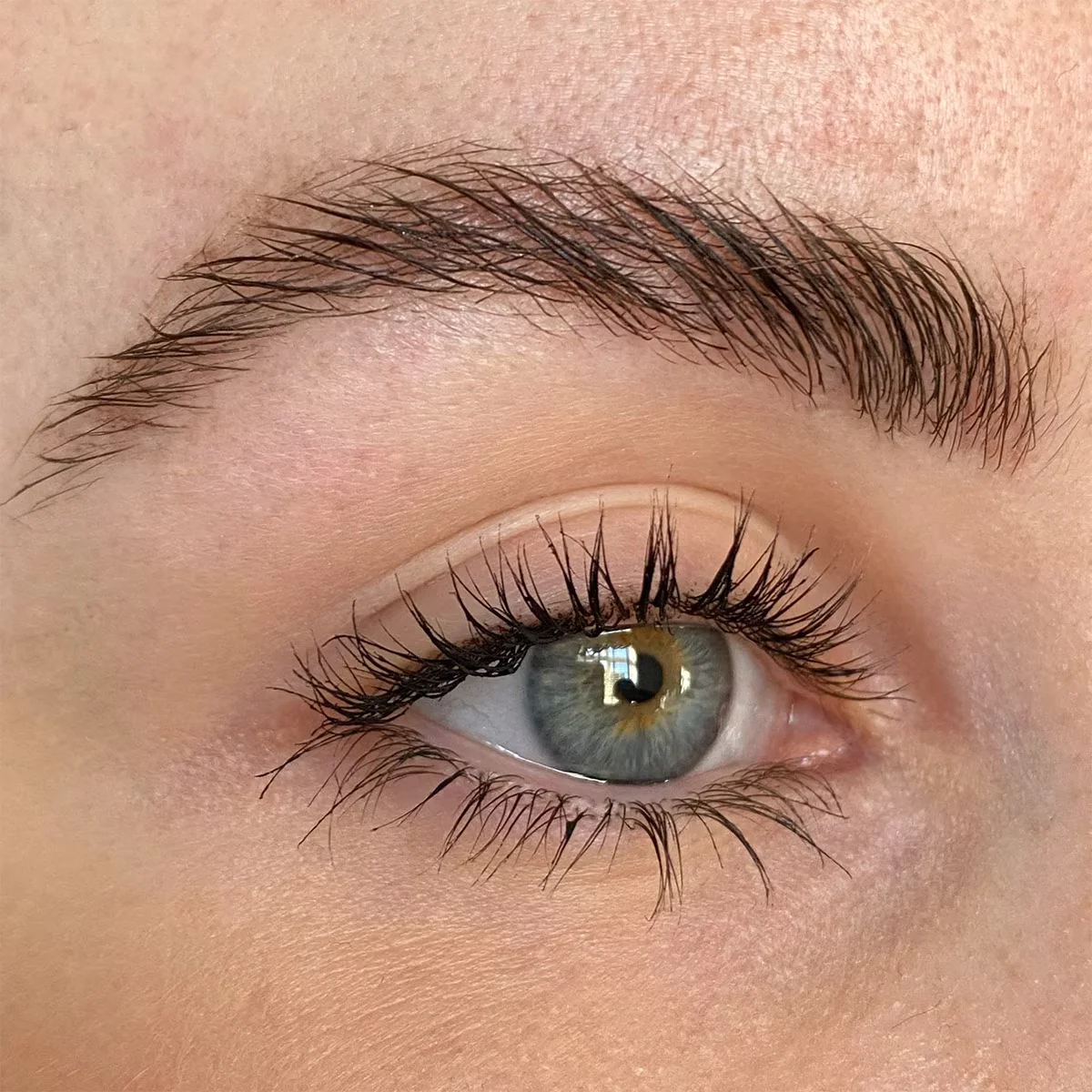 I Heart Revolution Tasty Coconut Feuchtigkeitsspendende Mascara