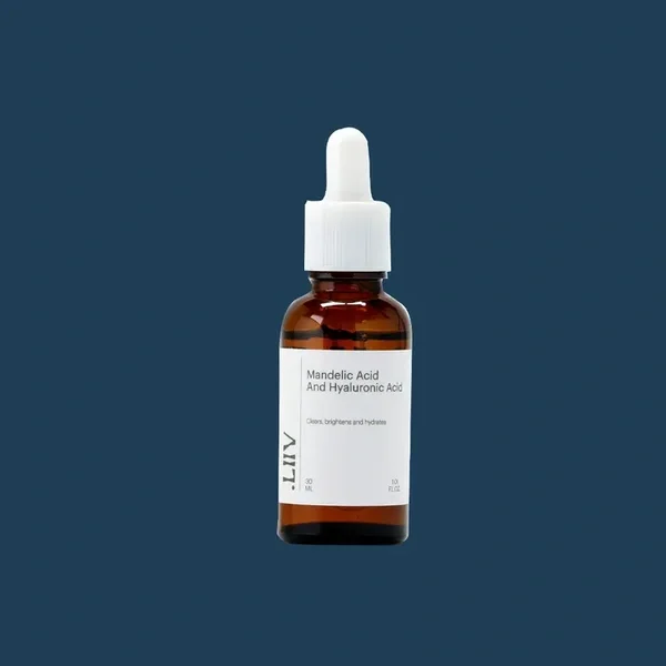 Mandelic Acid and Hyaluronic Serum for Brightening and Hydration by Leaf 30 ml