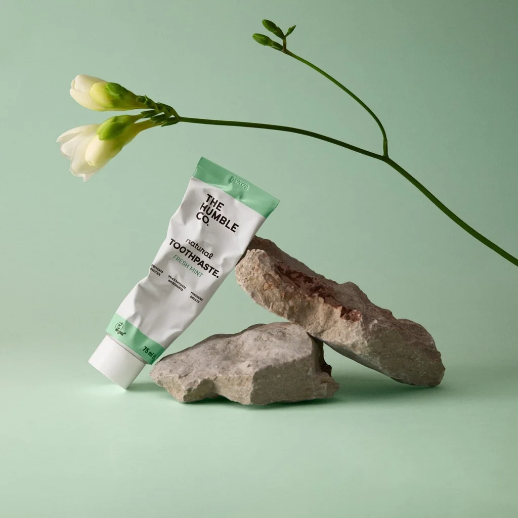Натуральная зубная паста Fresh Mint 75 мл от The Humble Co