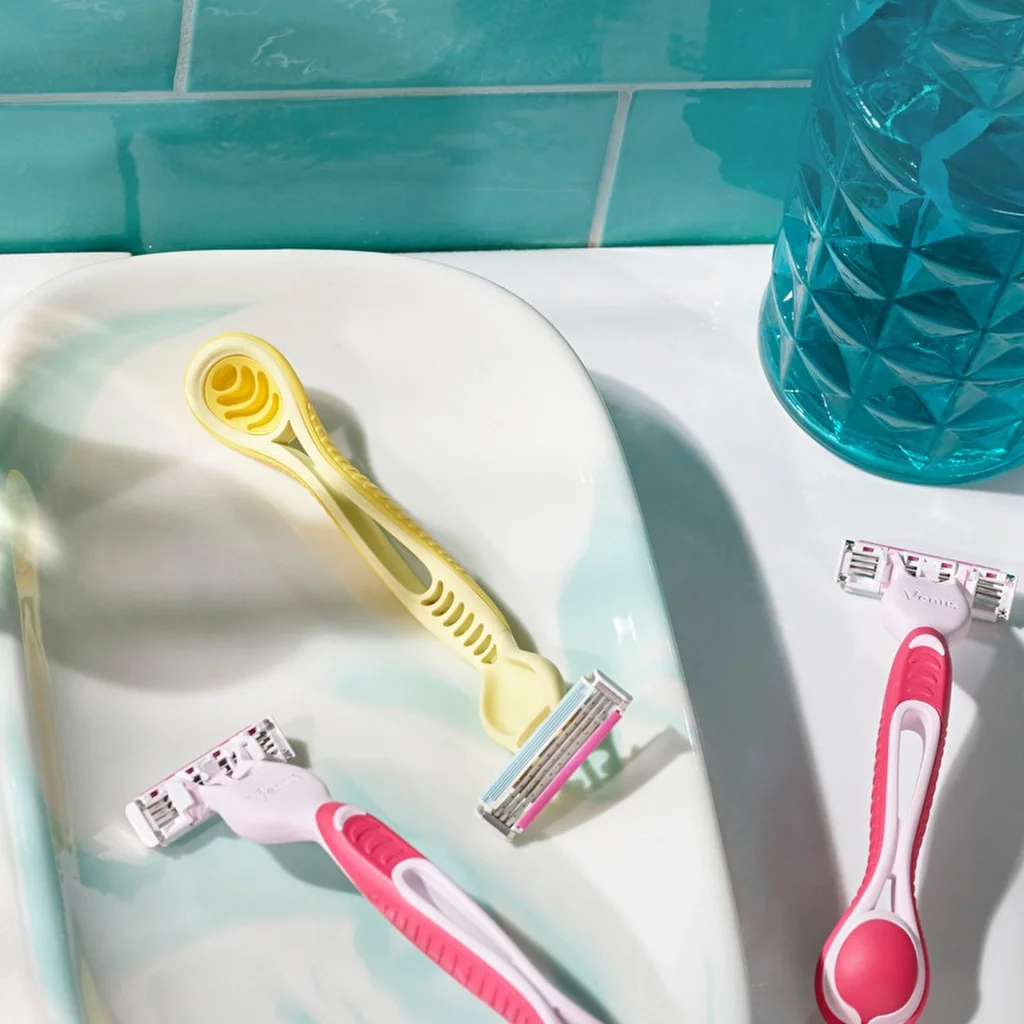 Gillette Simply Venus 3 Dragonfruit Disposable Razor Set Of 3
