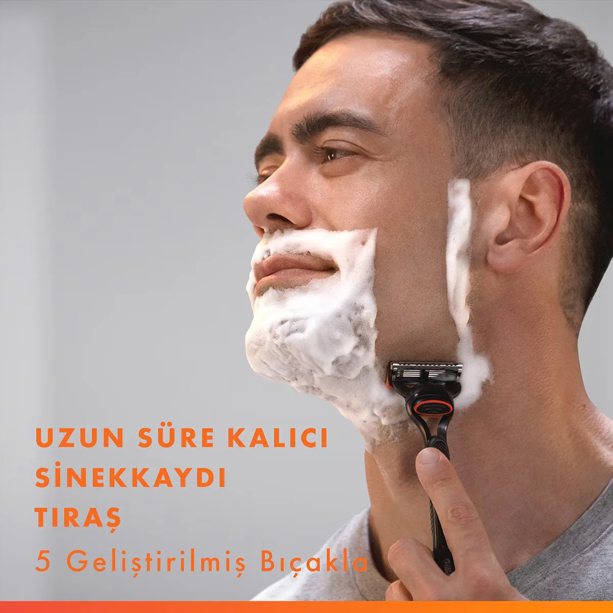 Gillette Fusion5 razor + 1 spare Razor Blade