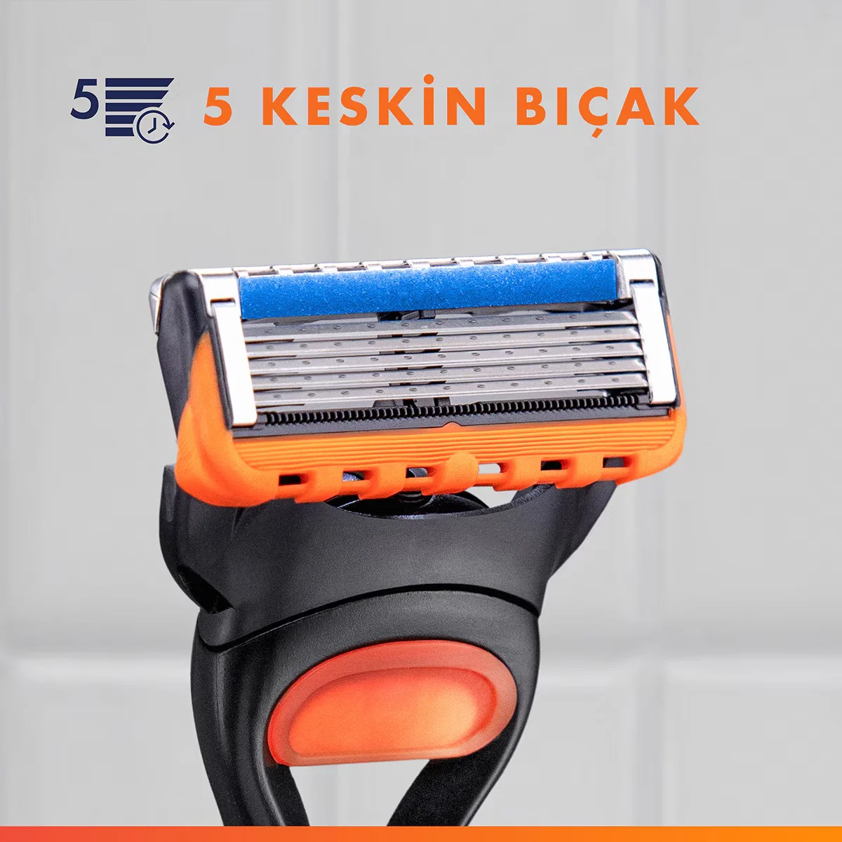 Gillette Fusion5 razor + 1 spare Razor Blade