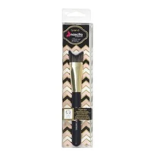 Nascita Triangular Angled Foundation Brush 0117