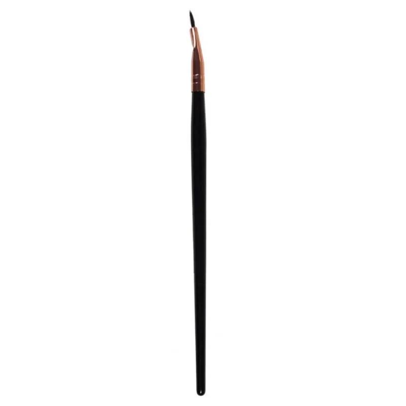 Nascita Angled Eyeliner Brush 0148