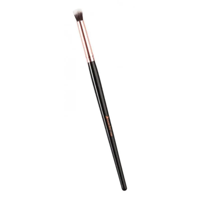 Nascita Pointed Eyeshadow Brush 0206