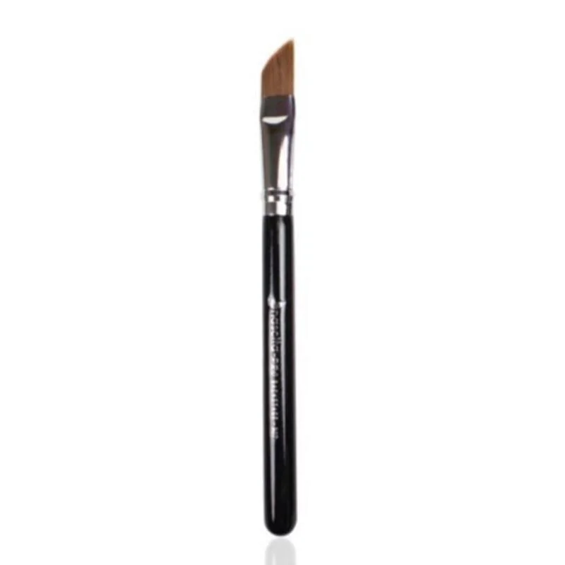 Nascita Backstage Slanted Cream Contour Brush 307