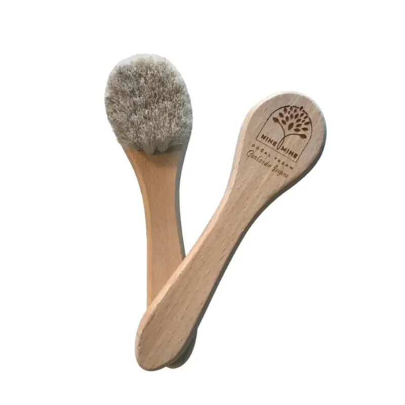 Nine Mine Natural Horse Hair Face Brush