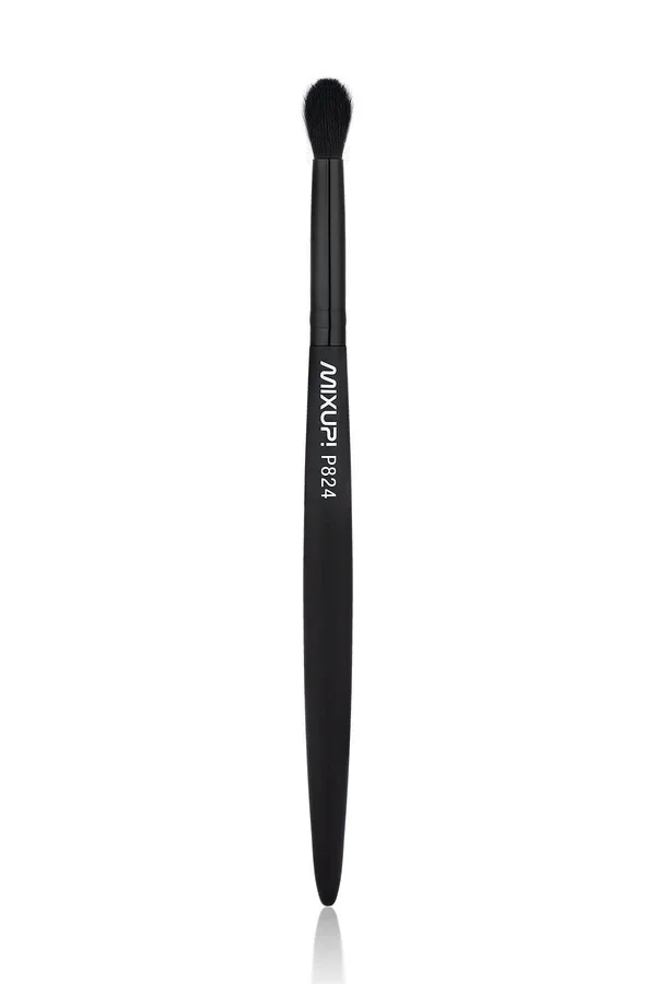 Кисть для макияжа Mixup Professional Midi P824