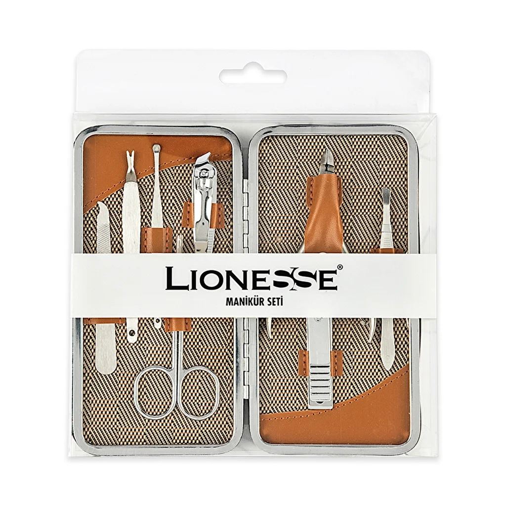 Набор маникюра Lionesse