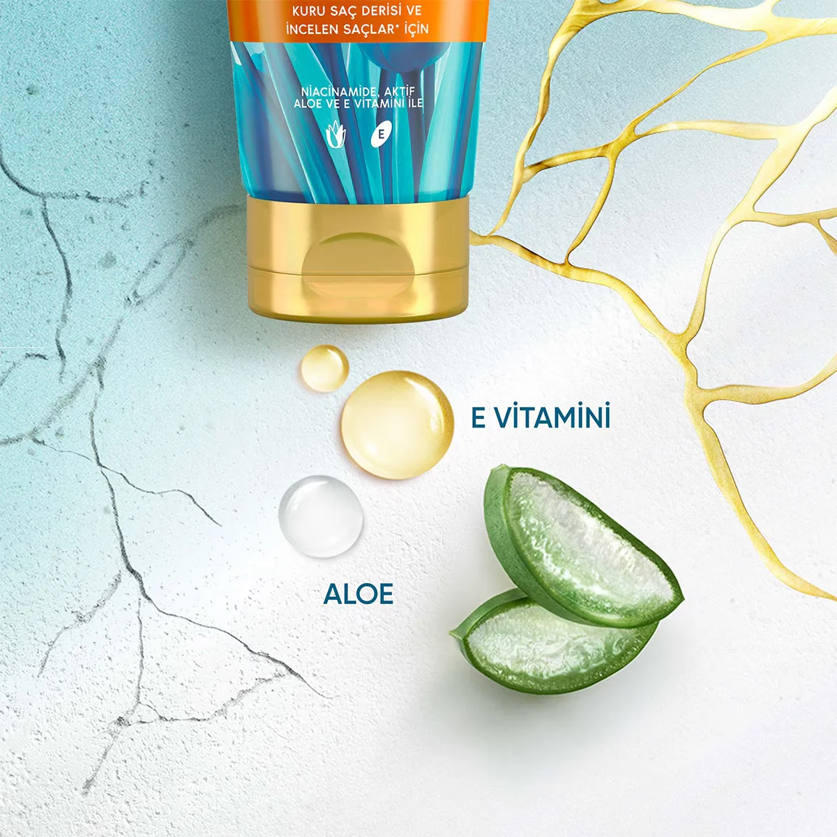 Head &amp; Shoulders بلسم هيد آند شولدرز ديرماكس برو لفروة الرأس مضاد لتساقط الشعر، 220 مل