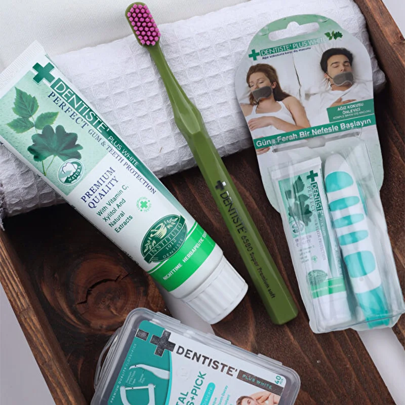 Dentiste Plus White Travel Kit