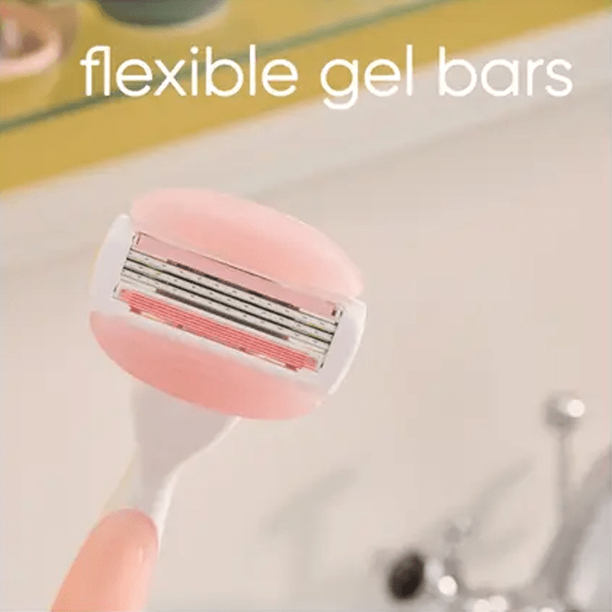 Venus Comfort Glide Spa Breeze Razor - 2 Extra Heads by Gillette