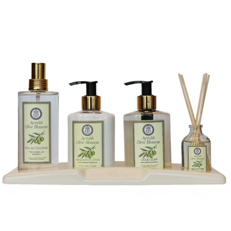 Eyüp Sabri Tuncer Ayvalık Olive 4-pcs Care Set