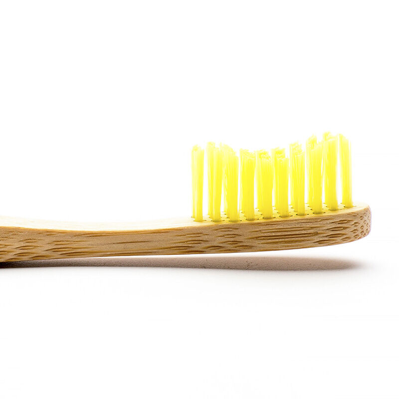 Зубная щетка Humble Brush натуральная мягкая для взрослых - желтая