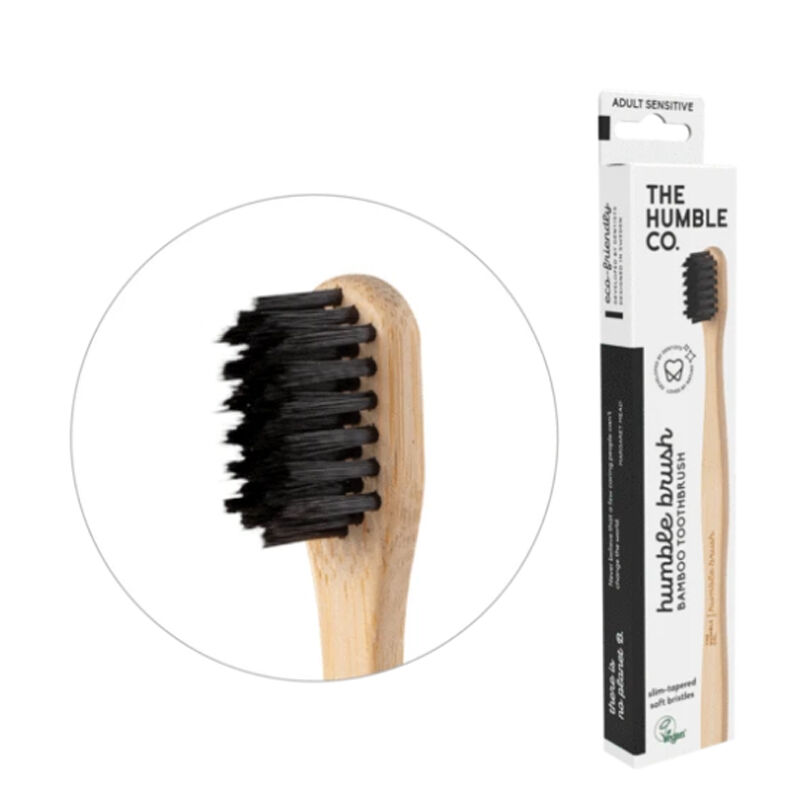 Humble Brush Ultra Soft schwarze Zahnbürste