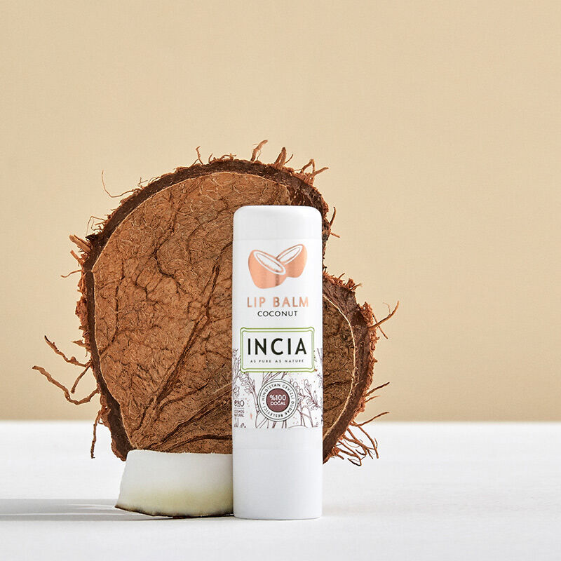 INCIA مرطب شفاه طبيعي بجوز الهند من إنسيا، 6 غرام