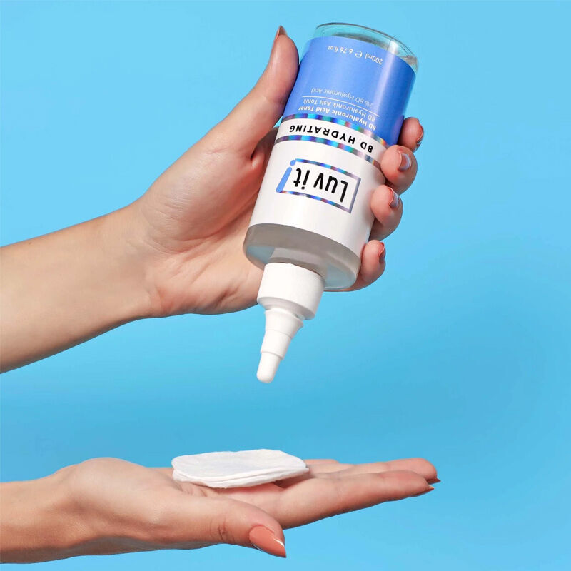 Luv It 8 d Hydrating Hyaluronic Acid Toner 200 ml