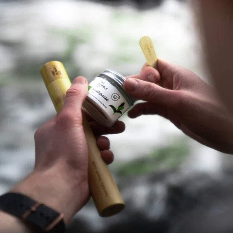 Humble Brush معجون أسنان بنكهة النعناع المنعش من ذا هامبل كو 50 مل