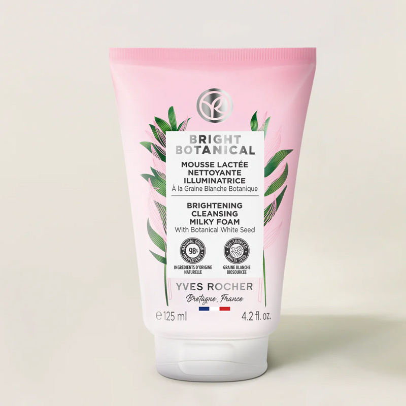 Yves Rocher غسول الوجه الرغوي المضاد للبقع من إيف روشيه برايت بوتانيكال، 125 مل